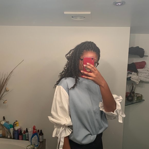 OS Sweater Blouse; Baby Blue & White; Over-sized look - Picture 4 of 5